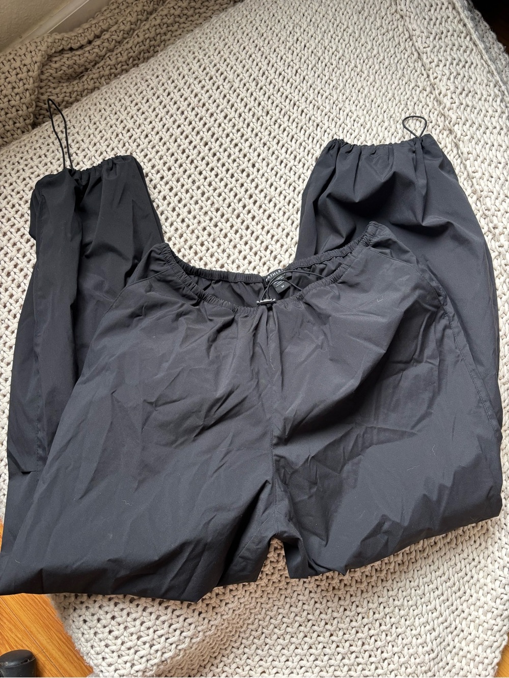 Athleta Black Jogger-Style Lightweight Sweatpants